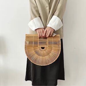 Large Bamboo Tote Bag or Beach Bag. Looks like Cult Gaia. Brand New!